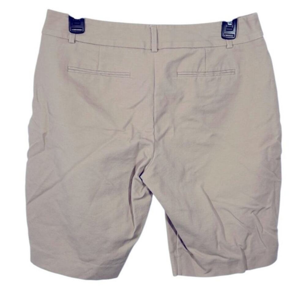 Apt. 9 Essentials Bermuda Shorts Khaki Size 8 Cla… - image 6